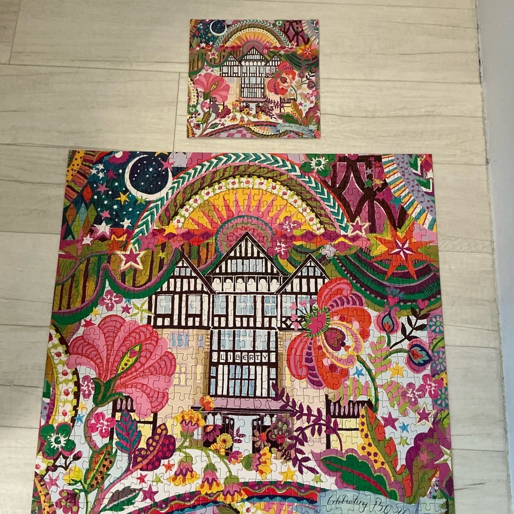 Liberty of London 150th Anniversary Tote & Puzzle - Picture 7 of 9